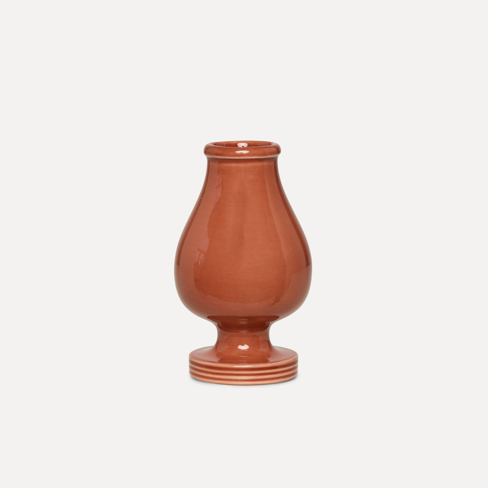 Vase med fot - Murstein